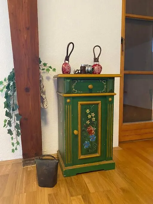Neues Ruhiges Apartment, Bergblick, Stellplatz Bischofswiesen Apartman